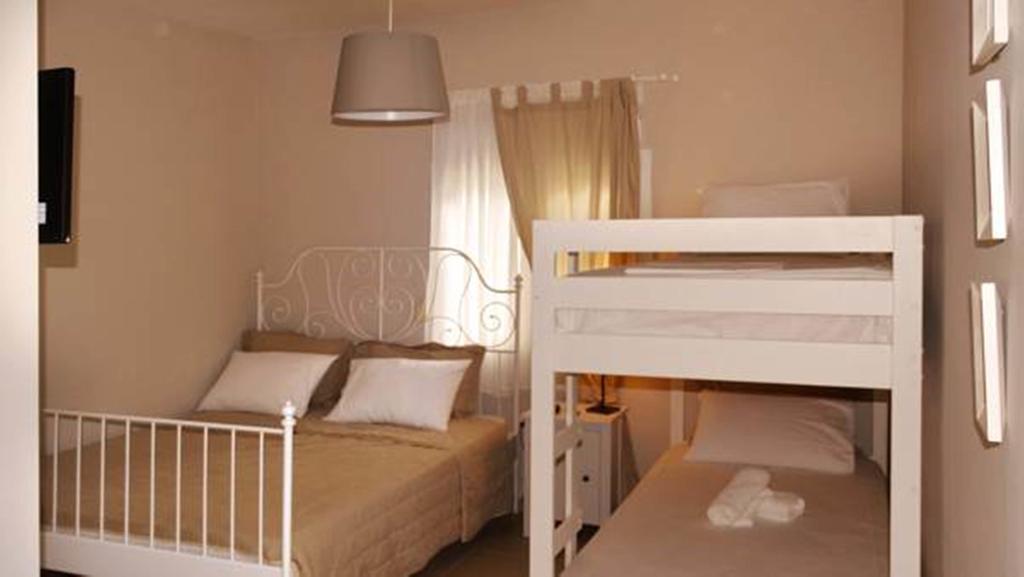 Smaragdi Studios Pefkari Room photo